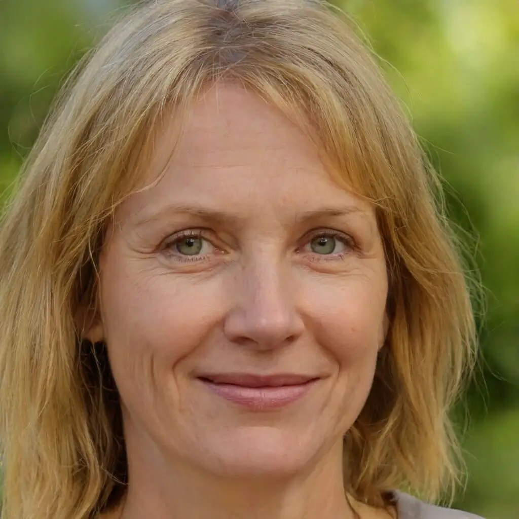 Jane Parker-Eyevita Plus-Happy-Customer